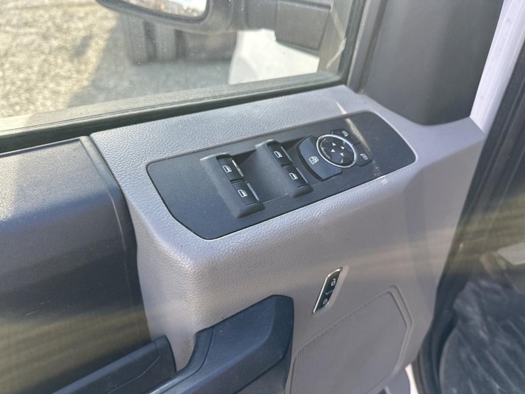 2017-ford-f250-image-29