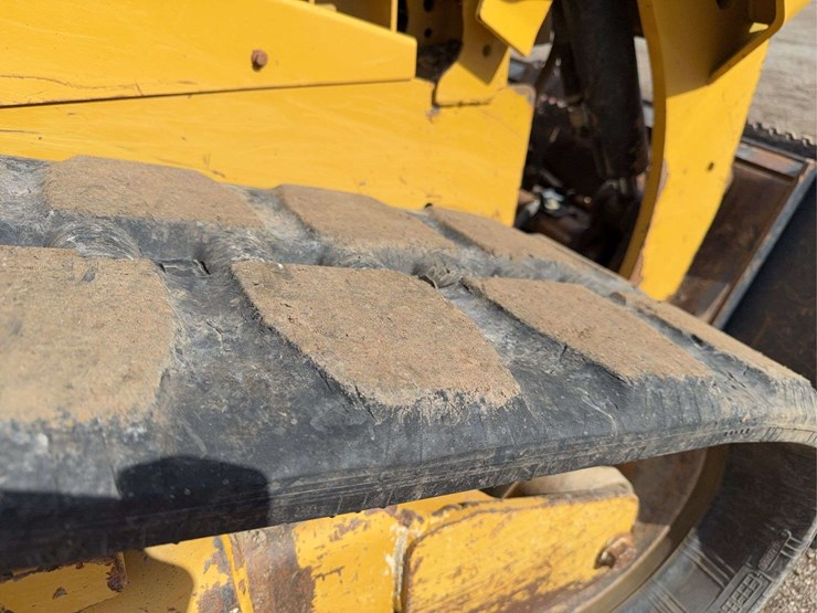 caterpillar-259d-image-21