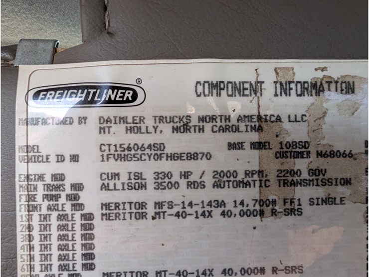 freightliner-108sd-image-40