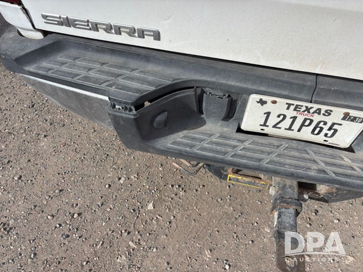 2009-gmc-sierra-2500hd-image-35