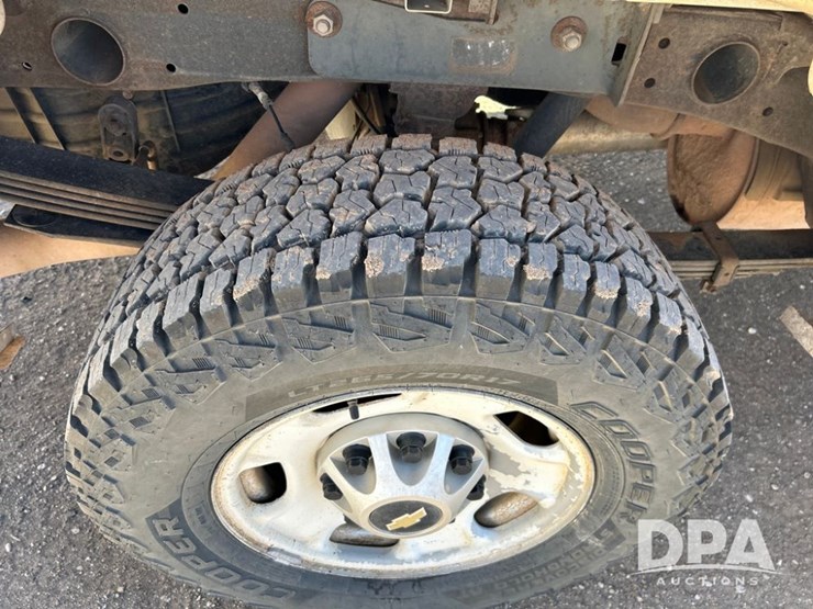 chevrolet-2500hd-image-16