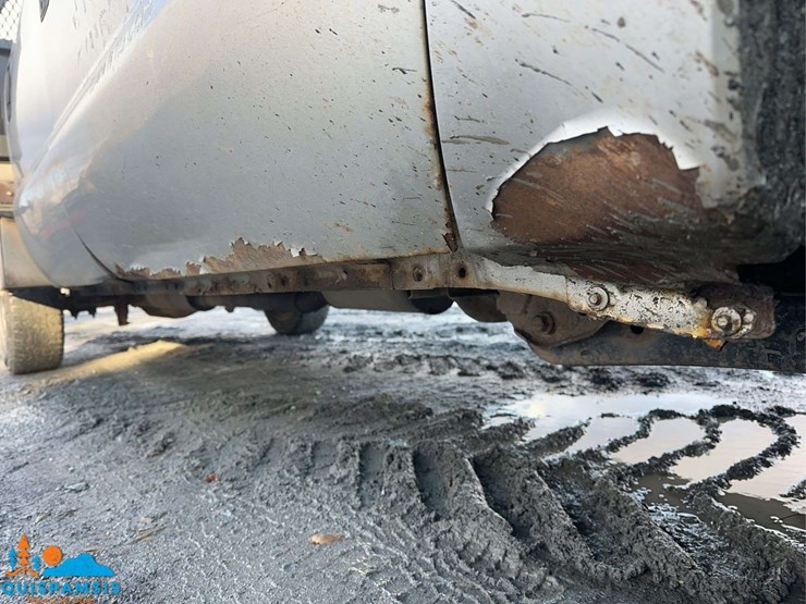 2015-ford-f250-xl-image-13