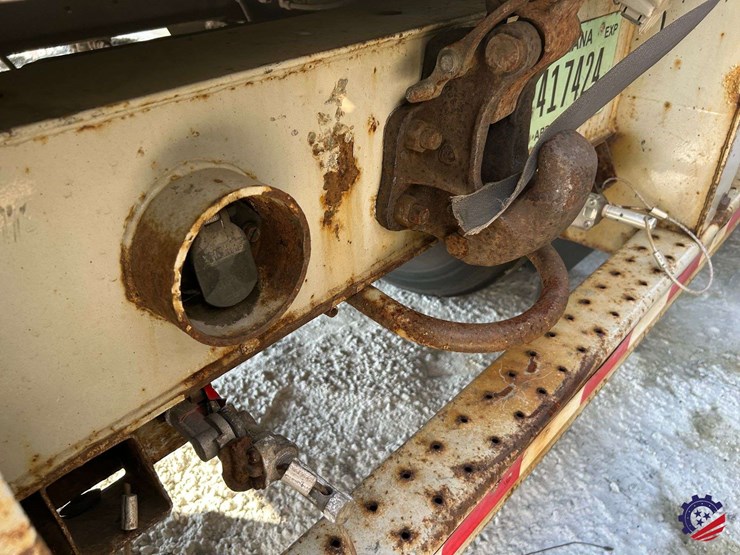 2015-stoughton-28-ft-x-102-in-image-7