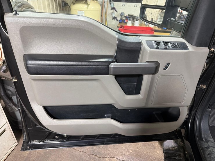 2019-ford-f250-image-14