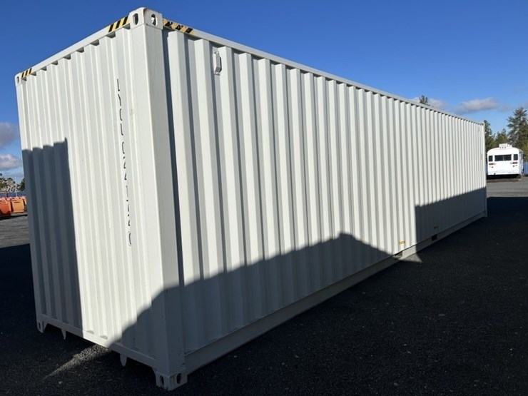 2025-40'-high-cube-shipping-container-image-5
