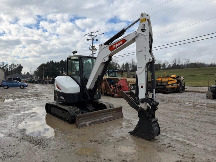 2022-bobcat-e50-image-7