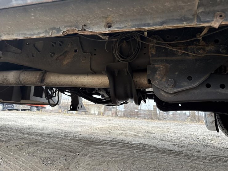 ford-f550-xlt-image-40