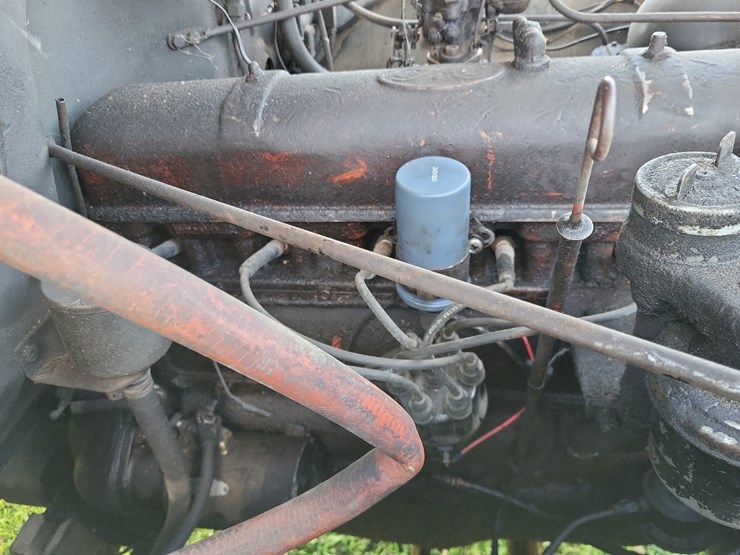 1953-gmc-354-24-round-top-cab-single-axle-grain-truck--needs-axle-shaft-image-60