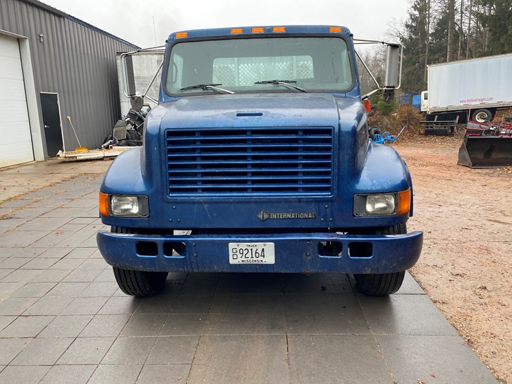 international-4700-image-2