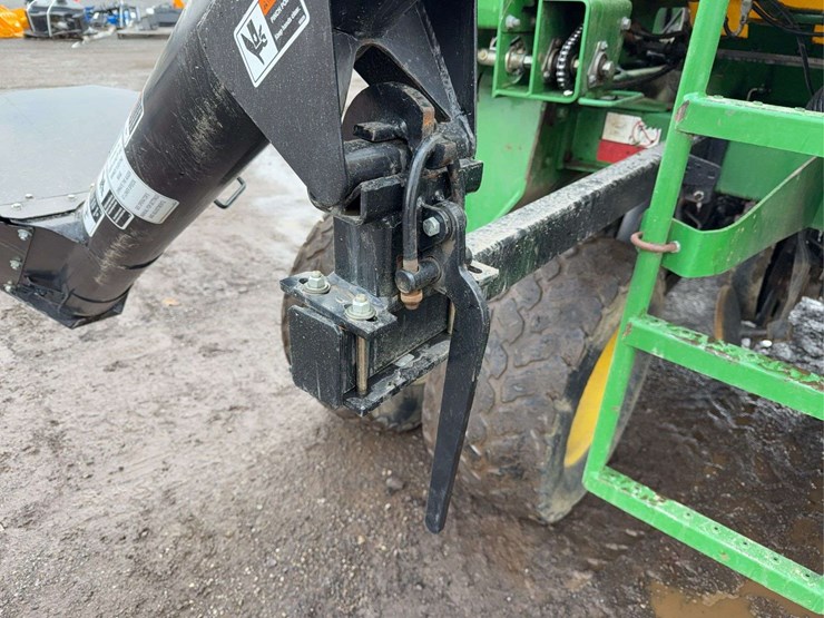 2011-john-deere-1990-image-57