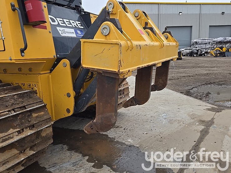 2019-deere-850l-lgp-image-30