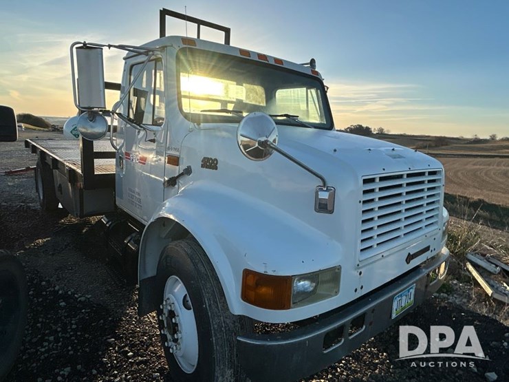 international-4700-image-9