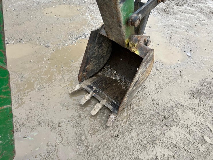 john-deere-4700-image-21