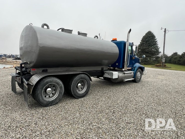 2006-international-9400-eagle-image-10