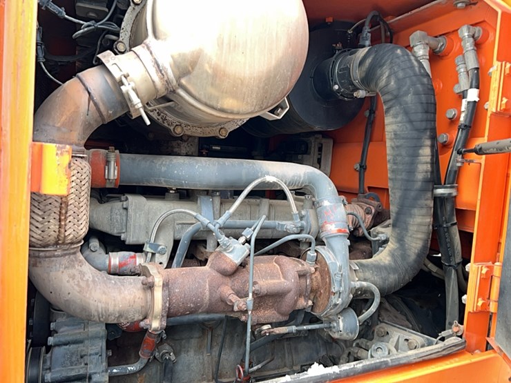 2015-doosan-dl200-3-image-16