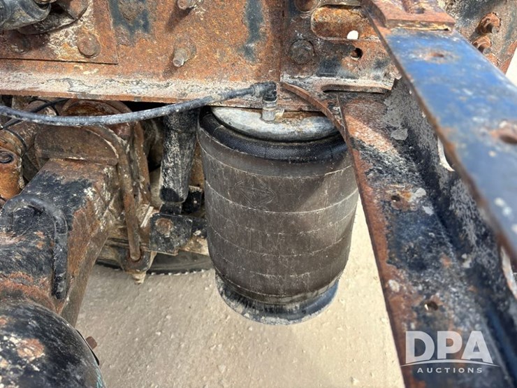 2012-international-prostar-image-42