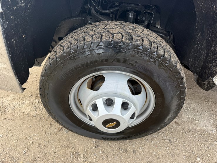 chevrolet-silverado-3500-image-8