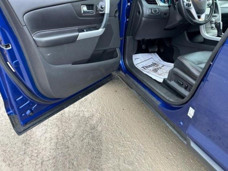 ford-edge-sel-image-17