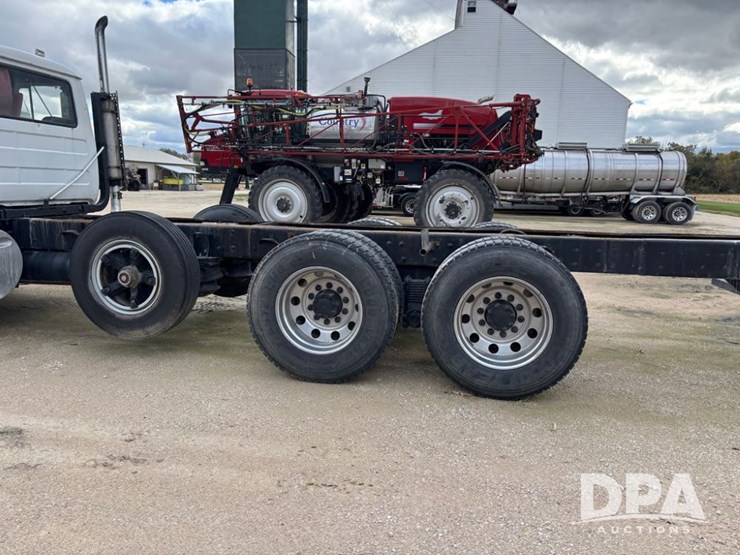 1986-mack-rd686-image-13