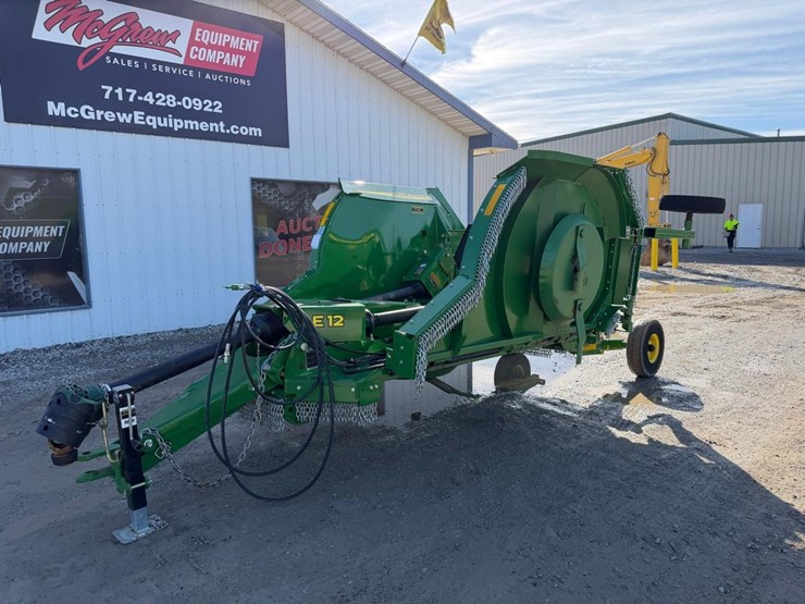 john-deere-e12-image-2