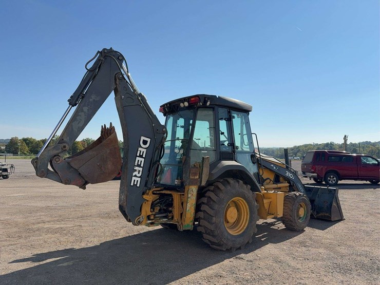 2011-deere-310j-image-3