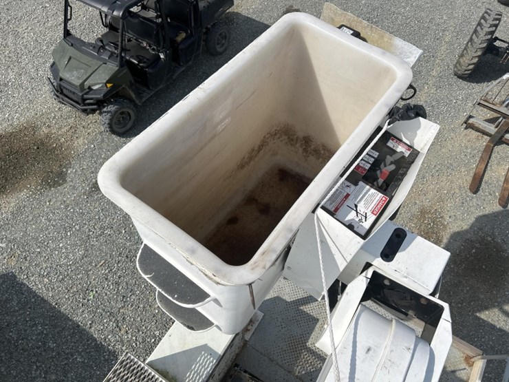 international-4000-image-55