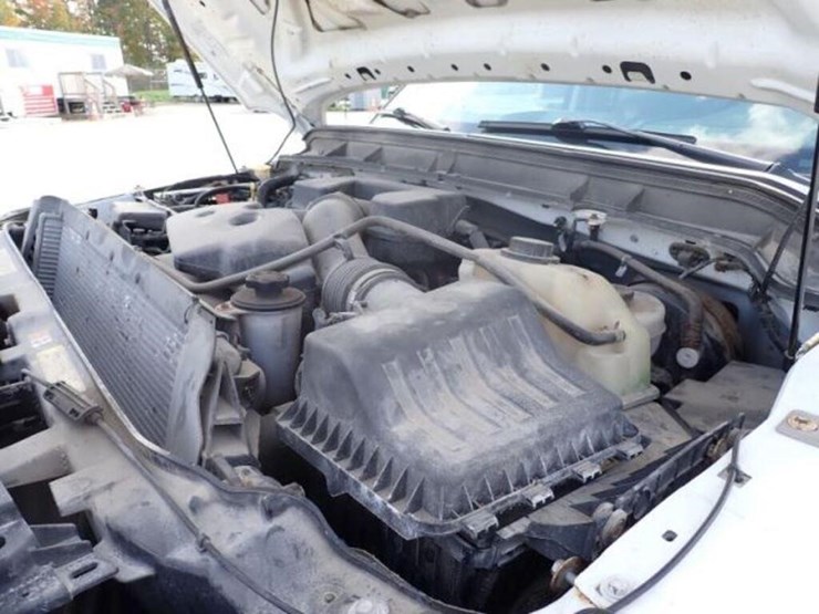 2012-ford-f250-xl-image-13