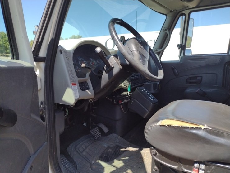 international-durastar-4300-image-12