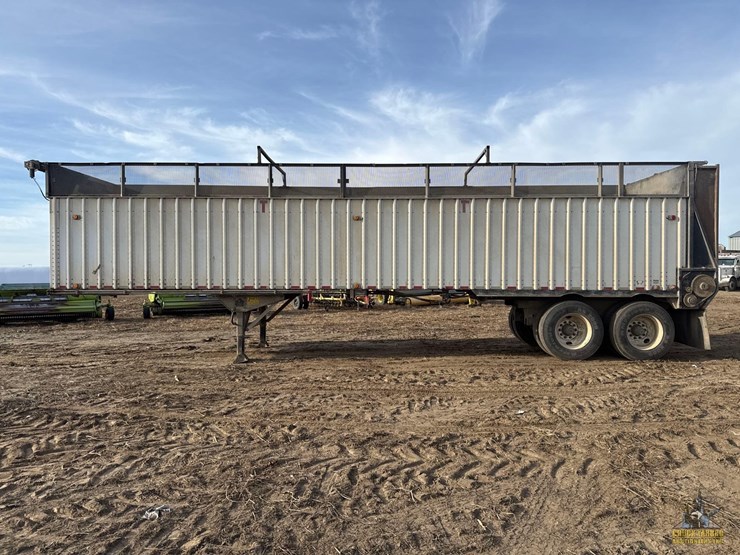 2010-imco-silage-trailer-image-3