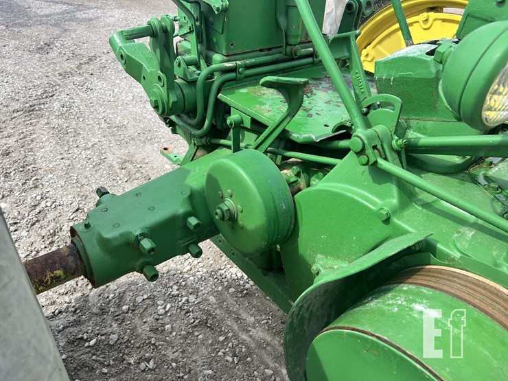 john-deere-630-image-24
