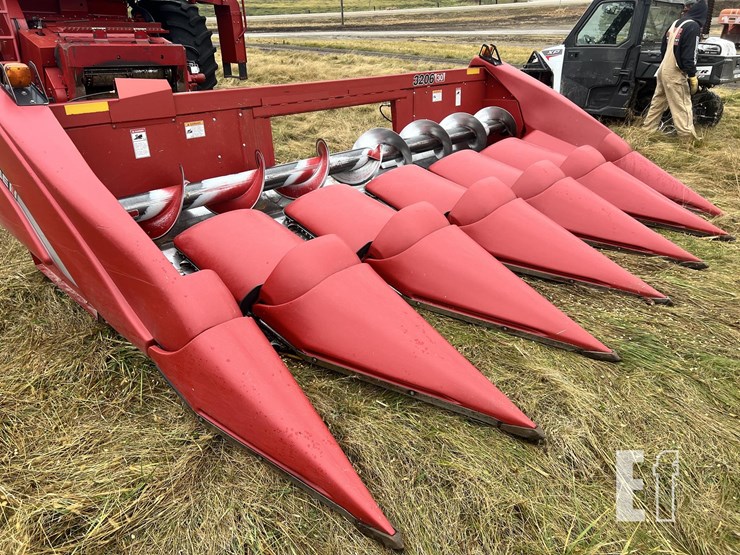 case-ih-3206-image-1
