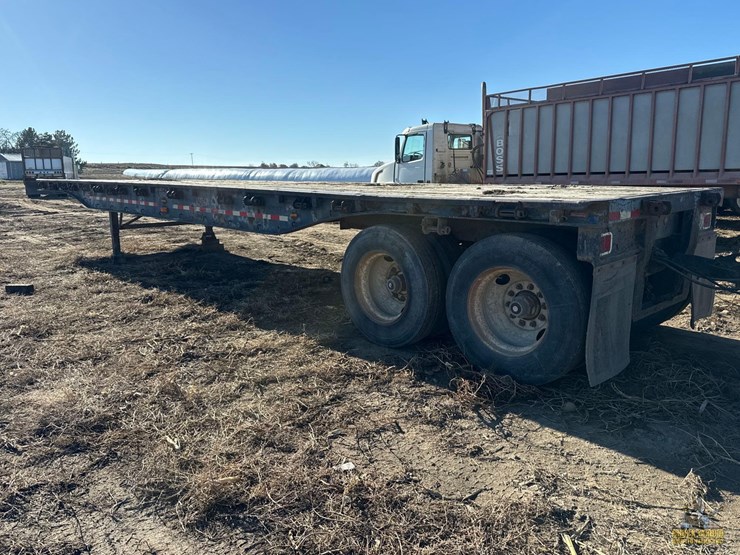 1974-trim-40'-flatbed-trailer-image-3