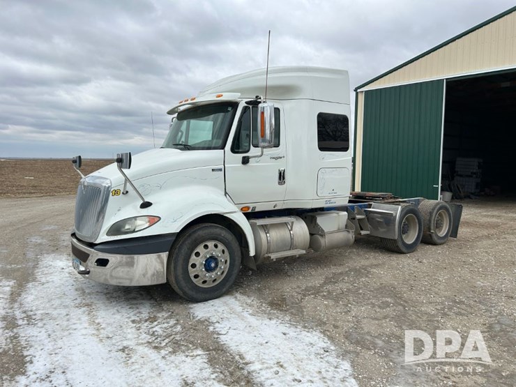 international-prostar-image-3