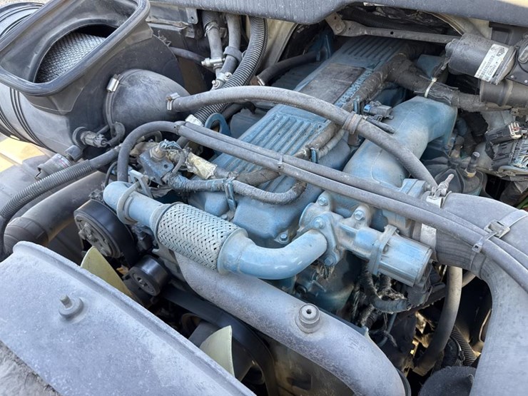 2005-international-durastar-4300-image-61