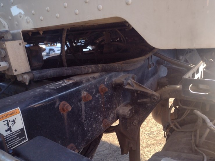 peterbilt-389-image-41