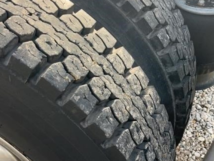 international-durastar-4300-image-19