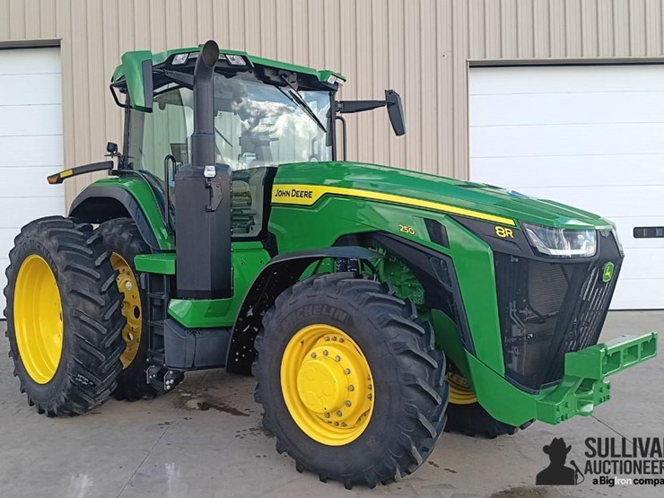 john-deere-8r-250-image-1