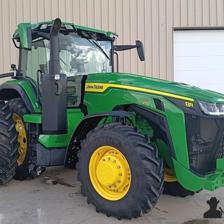 JOHN DEERE 8R 250