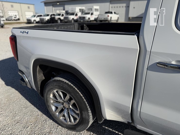 gmc-sierra-1500-slt-image-6