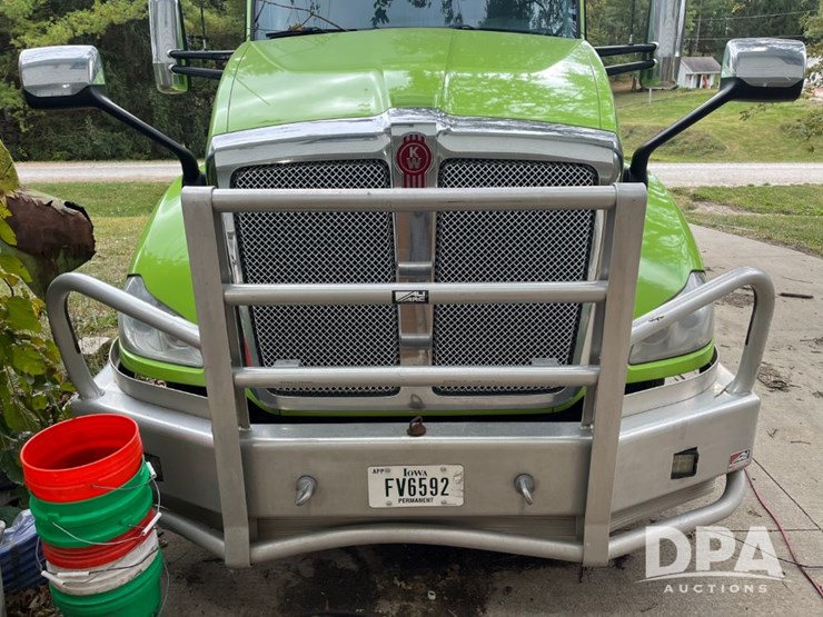 kenworth-t680-image-19