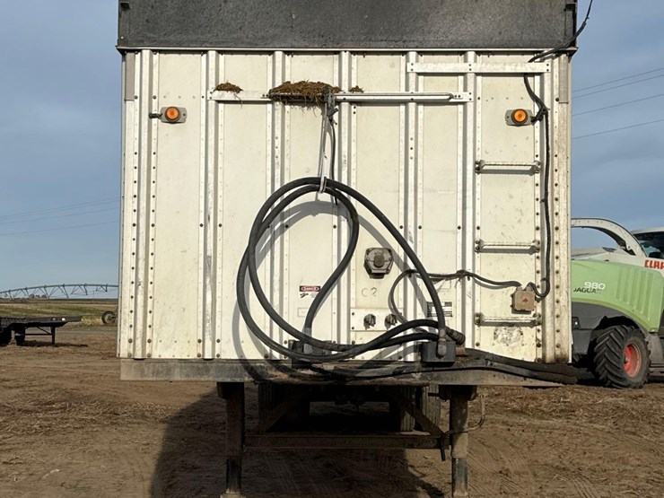 2010-imco-silage-trailer-image-8