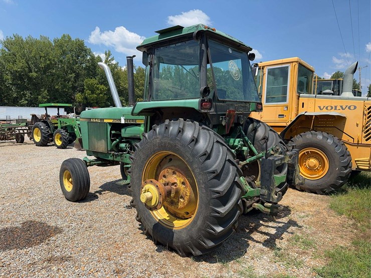 john-deere-4640-image-16