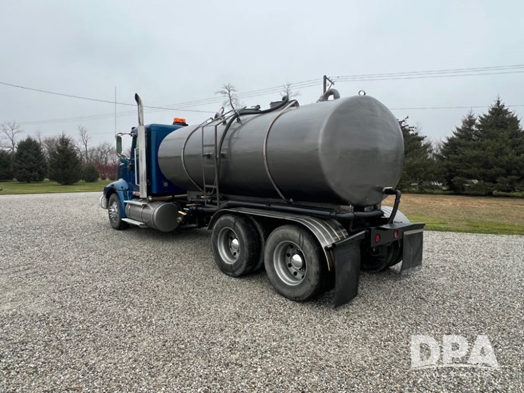 2006-international-9400-eagle-image-6