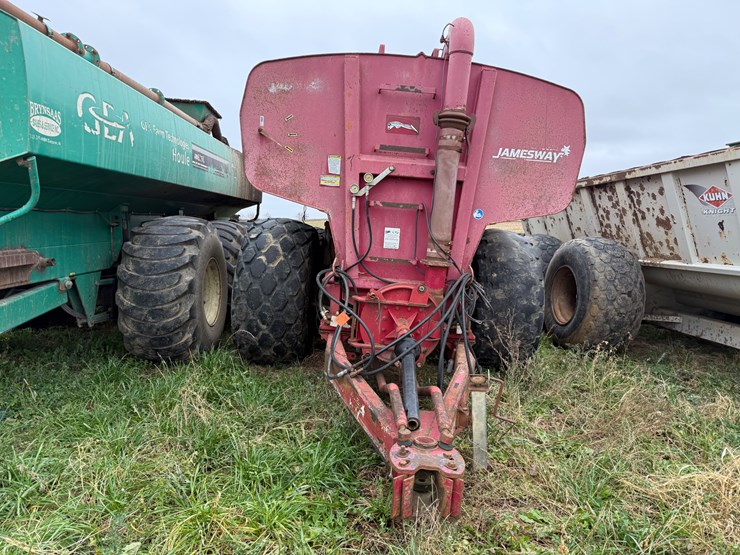 #1033-•-jamesway-ultra-trac-manure-tanker-(fennimore,-wi)-image-2