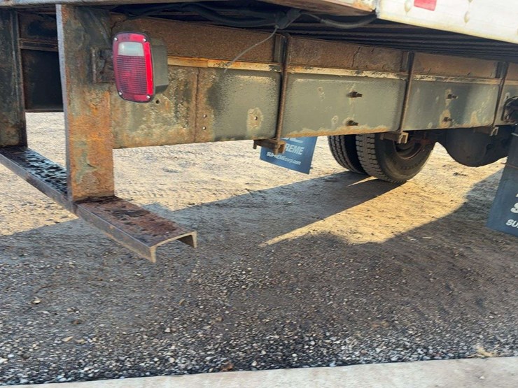 2012-ford-f650-image-8