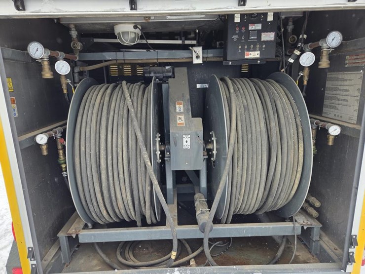 2014-wacker-neuson-e3000-image-21