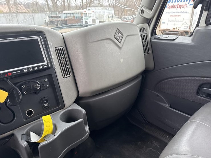 2017-international-4300-sba-image-39