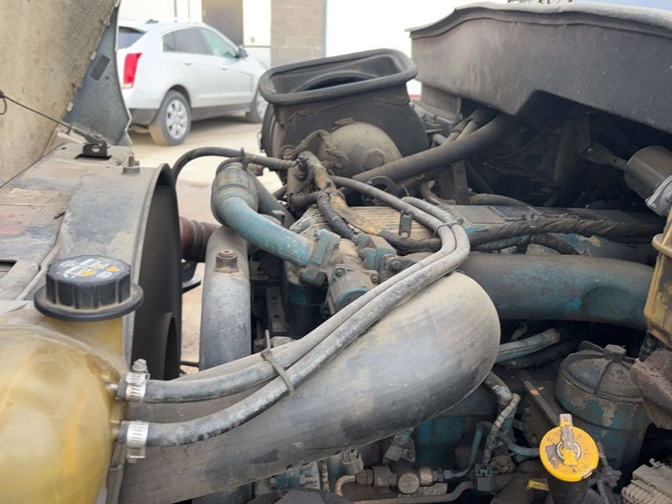 international-durastar-4300-image-49