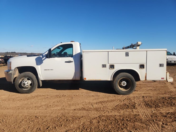 chevrolet-3500-image-2