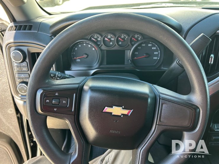 2021-chevrolet-silverado-1500-image-27
